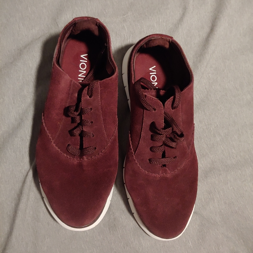 Vionic Orthotic Sneaker - Picture 7 of 7